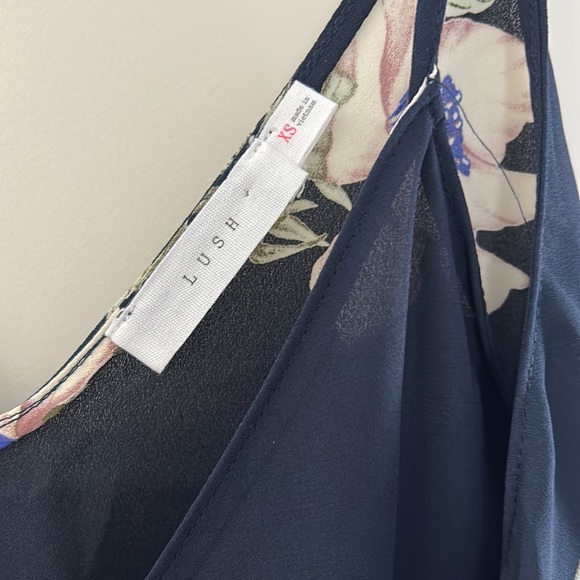 V Neck Cami - Picture 3 of 4